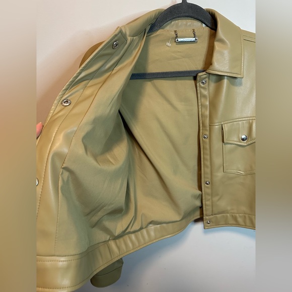 TAHARI FAUX LEATHER MOTO JACKET - Picture 6 of 7